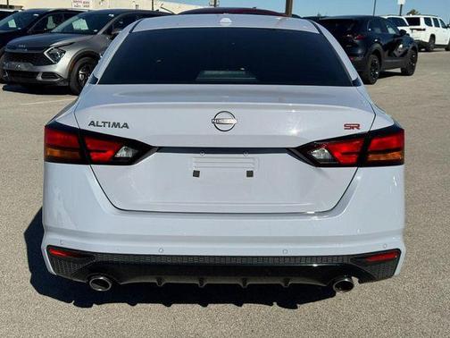 2024 Nissan Altima SR FWD