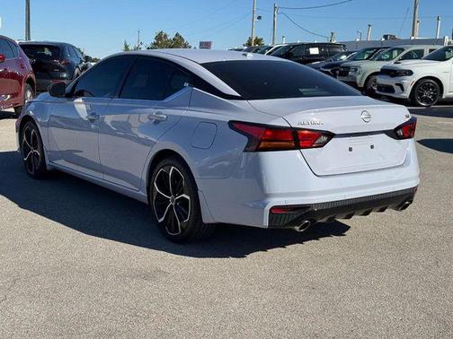 2024 Nissan Altima SR FWD