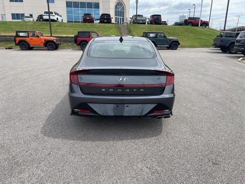 2022 Hyundai SONATA SEL