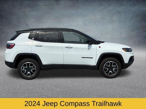 2024 Jeep Compass Trailhawk