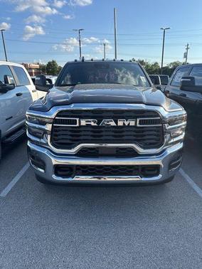 2025 RAM 3500 Big Horn Crew Cab 4x4 6'4' Box