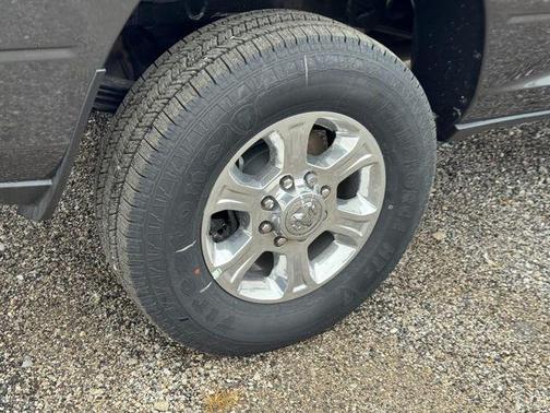 2025 RAM 3500 Big Horn Crew Cab 4x4 6'4' Box