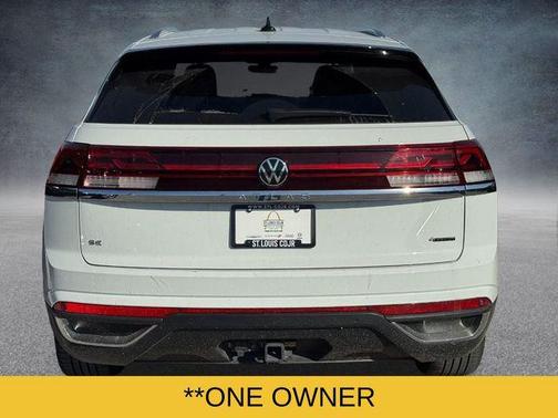 2024 Volkswagen Atlas Cross Sport 2.0T SE w/Technology 4MOTION