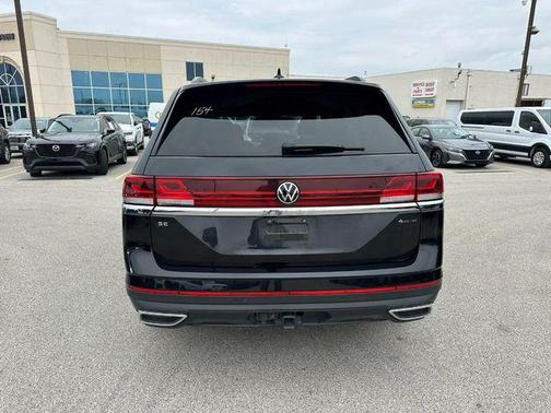 2024 Volkswagen Atlas 2.0T SE w/Technology 4MOTION