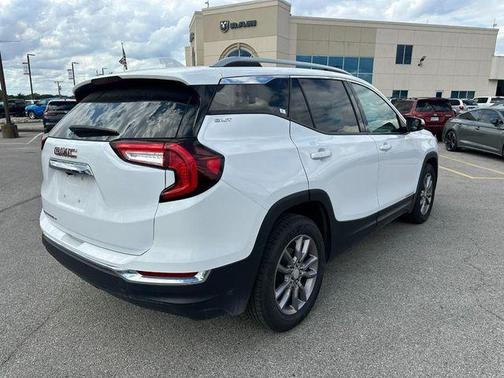 2023 GMC Terrain SLT