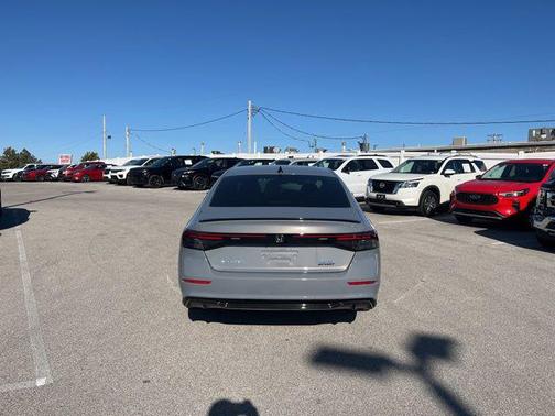 2023 Honda Accord Hybrid Base