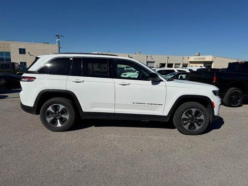 2024 Jeep Grand Cherokee 4xe Base
