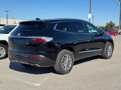 2022 Buick Enclave FWD Essence