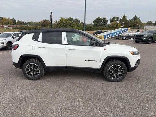 2026 Jeep Compass Trailhawk