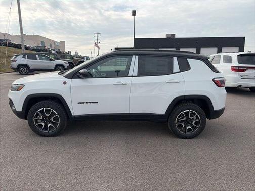 2026 Jeep Compass Trailhawk