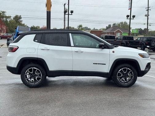 2026 Jeep Compass Trailhawk