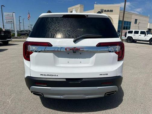 2023 GMC Acadia AWD SLT