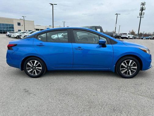 2022 Nissan Versa 1.6 SV