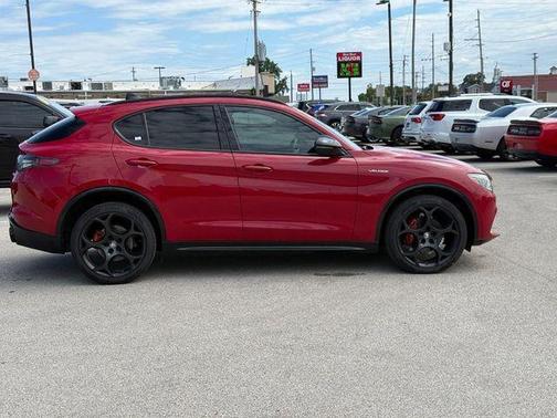 2024 Alfa Romeo Stelvio Veloce AWD