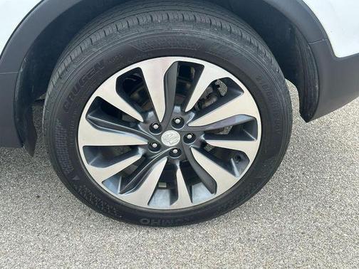 2020 Buick Encore Essence