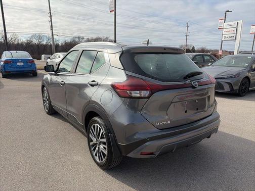 2023 Nissan Kicks SV