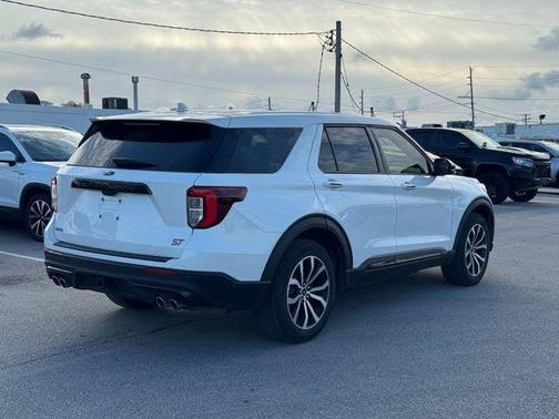 2021 Ford Explorer ST