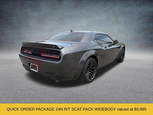 Granite Pearlcoat 2022 Dodge Challenger R/T Scat Pack Widebody