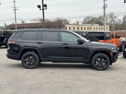 2025 Jeep Grand Cherokee L Altitude