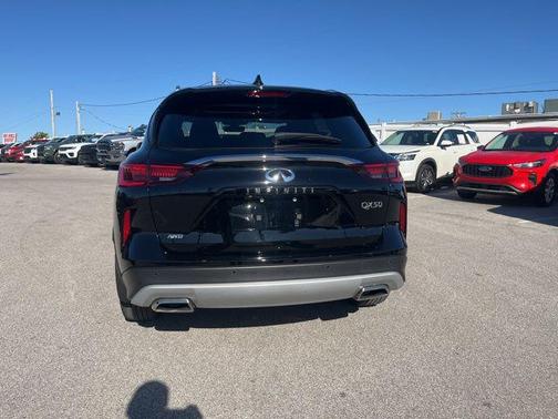 2023 INFINITI QX50 LUXE AWD