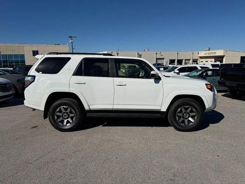 2024 Toyota 4Runner TRD Off Road