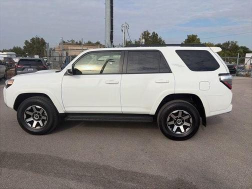 2024 Toyota 4Runner TRD Off Road