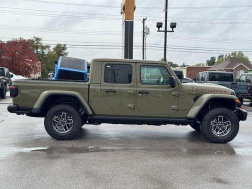2025 Jeep Gladiator Mojave X