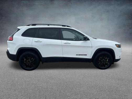 2023 Jeep Cherokee Altitude