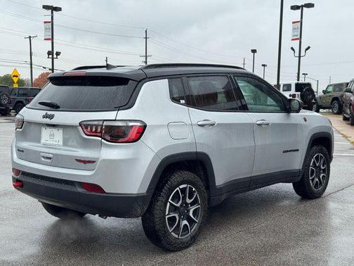 2026 Jeep Compass Trailhawk