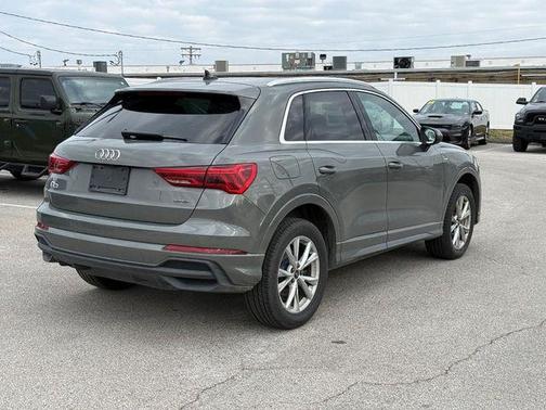 2023 Audi Q3 Premium 45 TFSI S line quattro Tiptronic