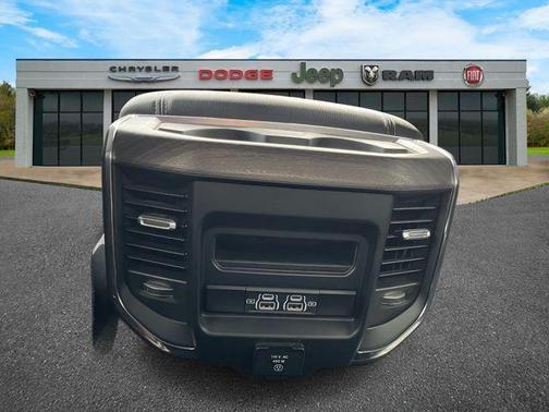 2025 RAM 3500 Laramie Crew Cab 4x4 6'4' Box