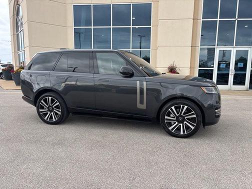 2023 Land Rover Range Rover P530 SE