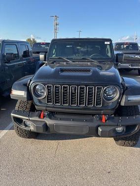 2025 Jeep Gladiator Mojave X