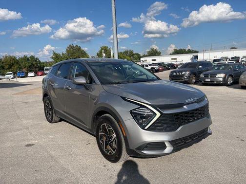 2024 Kia Sportage LX