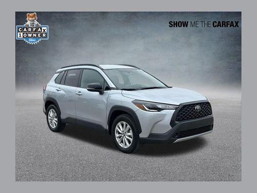 2025 Toyota Corolla Cross LE