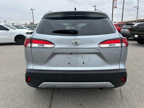 2025 Toyota Corolla Cross LE