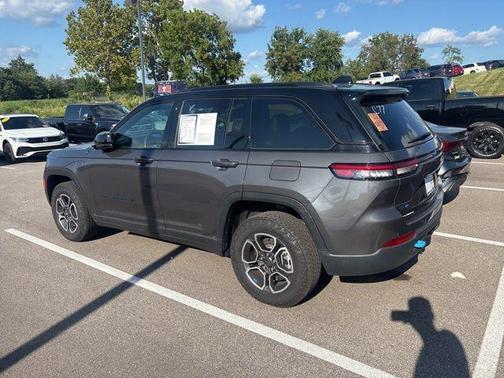 2024 Jeep Grand Cherokee 4xe Trailhawk