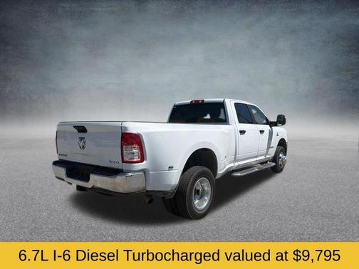 Bright White Clearcoat 2024 RAM 3500 Big Horn Crew Cab 4x4 8' Box