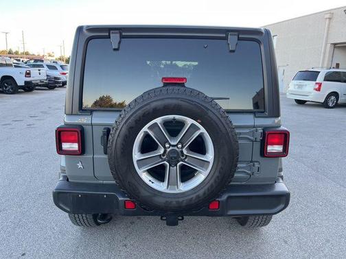 2022 Jeep Wrangler Unlimited Sahara