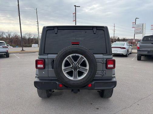 2022 Jeep Wrangler Unlimited Sahara