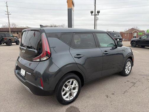 2024 Kia Soul LX