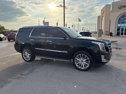 2015 Cadillac Escalade Luxury