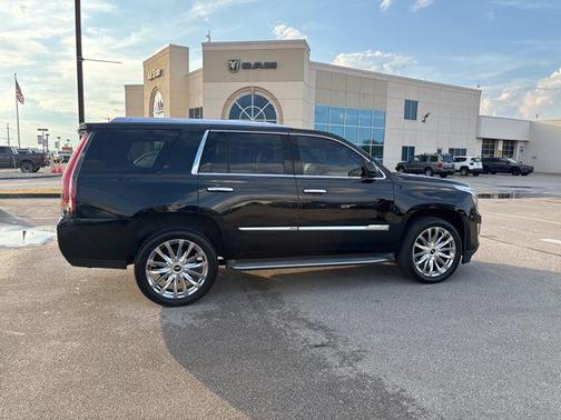 2015 Cadillac Escalade Luxury
