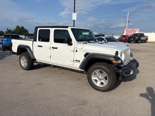 2023 Jeep Gladiator Sport S