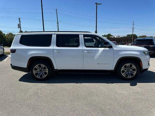 2023 Jeep Wagoneer L Series II 4x4