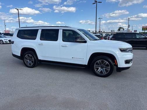 2023 Jeep Wagoneer L Series II 4x4