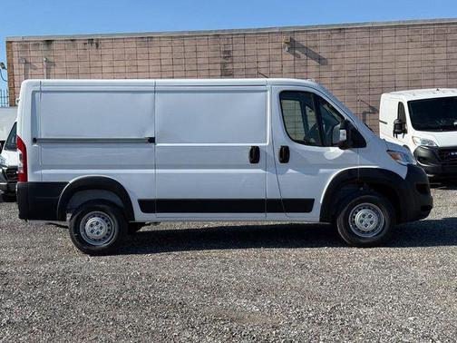 Bright White Clearcoat 2026 RAM ProMaster 2500 Tradesman