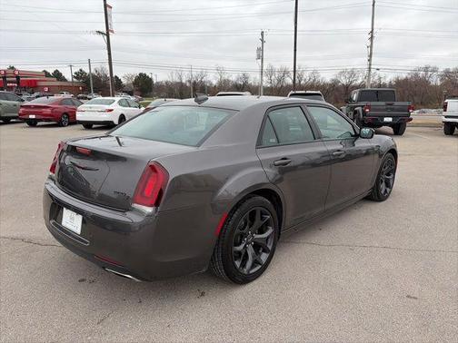 2023 Chrysler 300 S