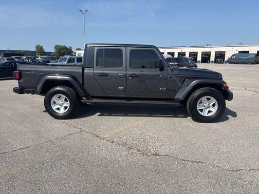 2021 Jeep Gladiator Sport S