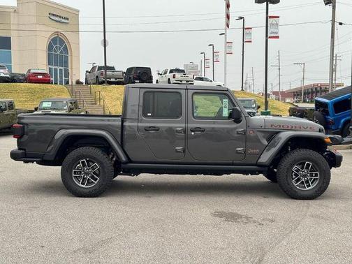 2025 Jeep Gladiator Mojave X